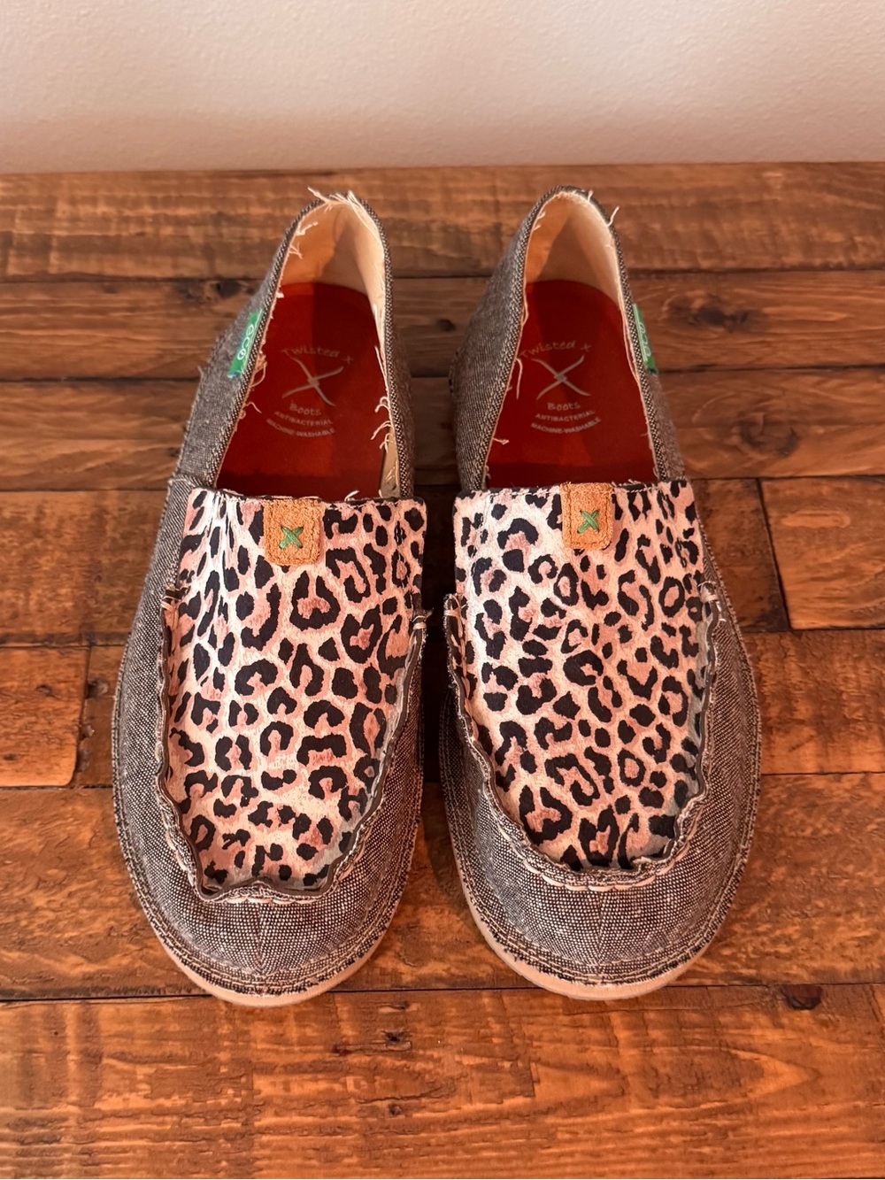 Twisted X EcoTEX Gray Canvas Slip-On Shoes with Leopard Accent and Red Insole - Picture 3 of 10